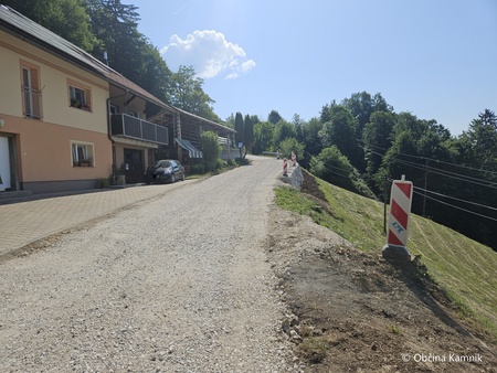 Sanacija poškodovanih odsekov na cesti Kamnik - Vranja Peč (1)